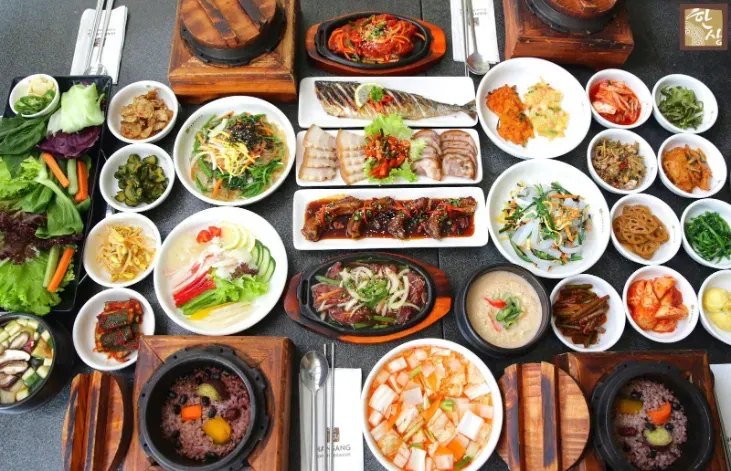 10 Resep Masakan Korea yang Sering Ada di Drakor!